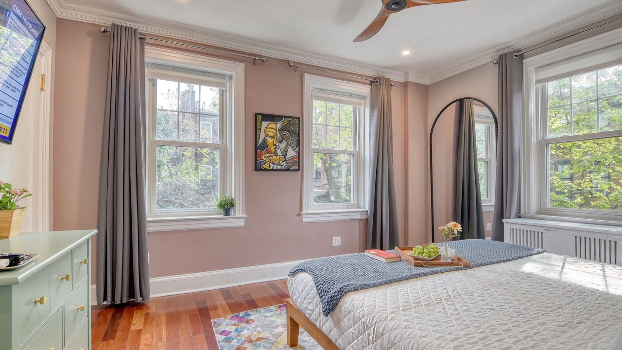Photo of Bedroom in Prospect Lefferts Gardens