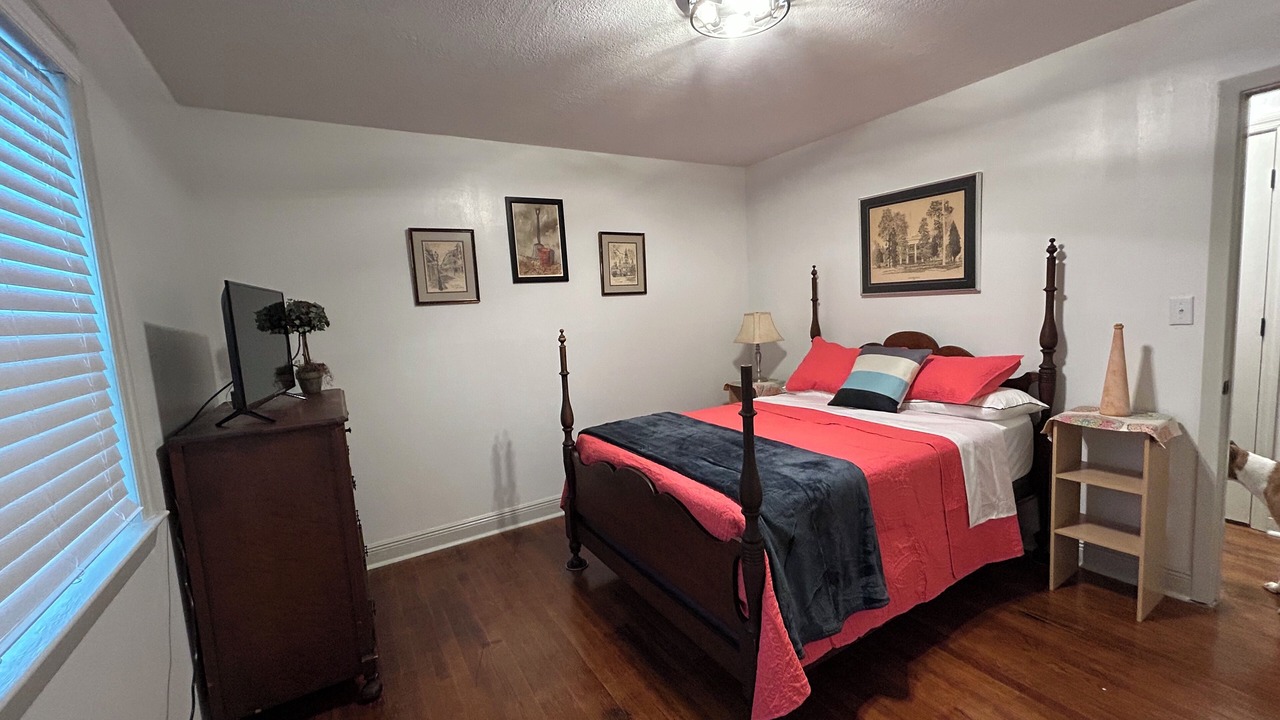 Photo of Bedroom in Trenton