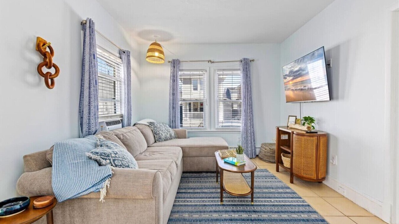 Photo of Livingroom in Ventnor City