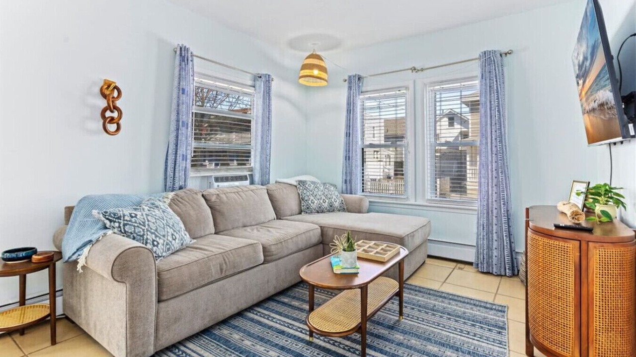 Photo of Livingroom in Ventnor City