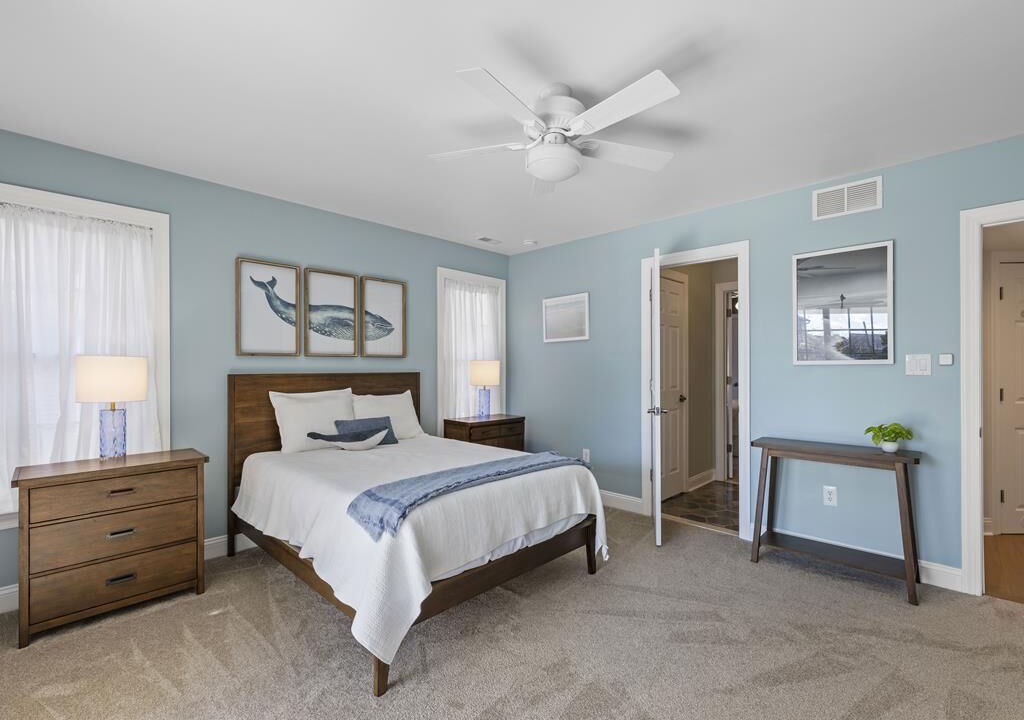 Photo of Bedroom in Admiral Estates
