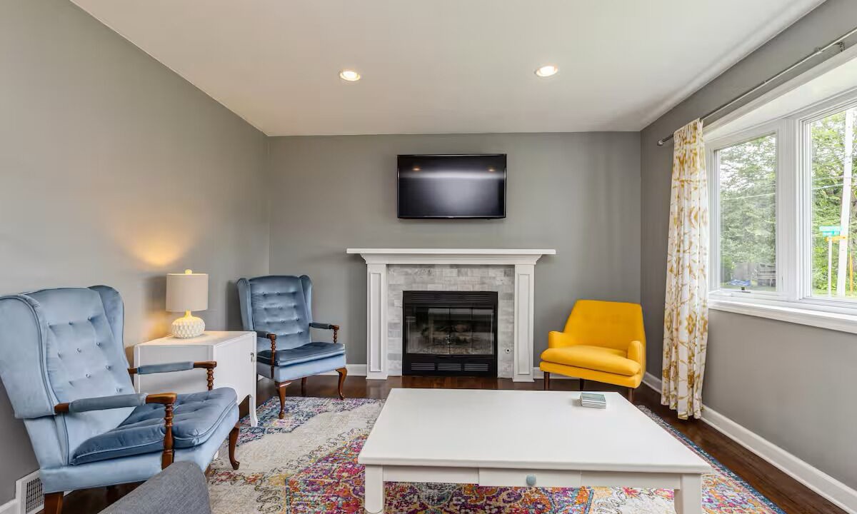Photo of Livingroom in Des Moines