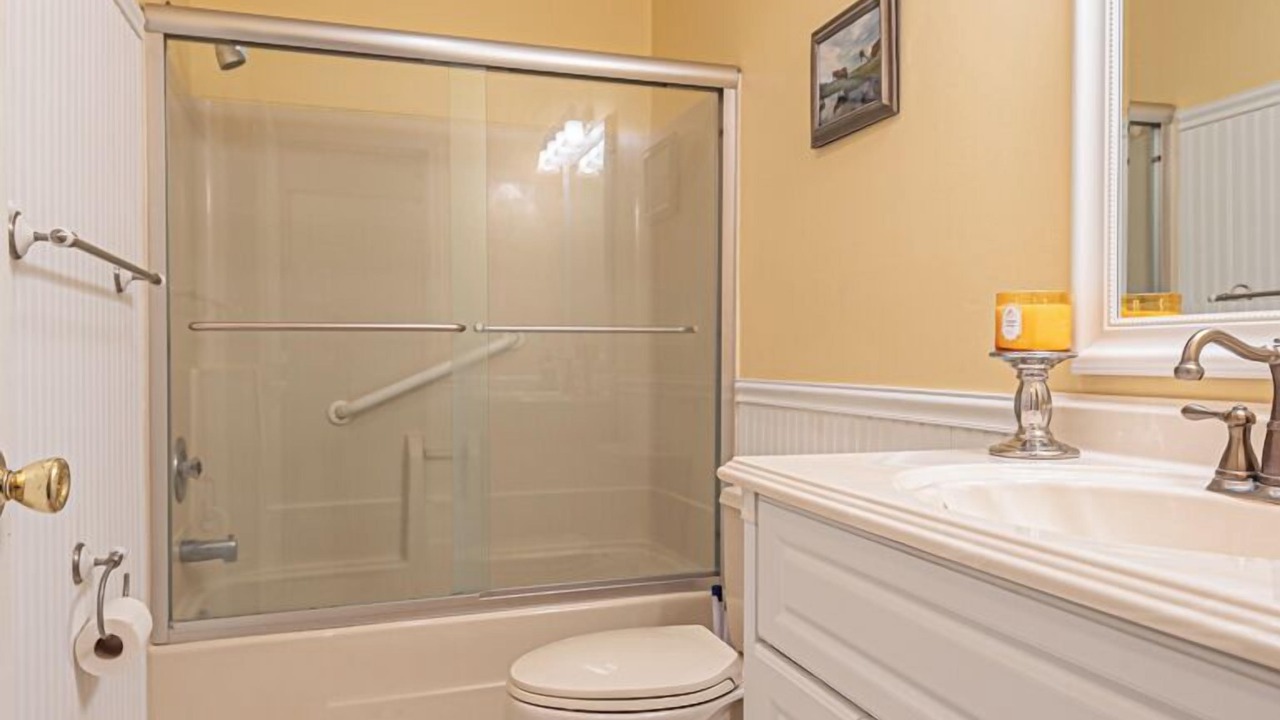 Photo of Bathroom in Ocean Pines