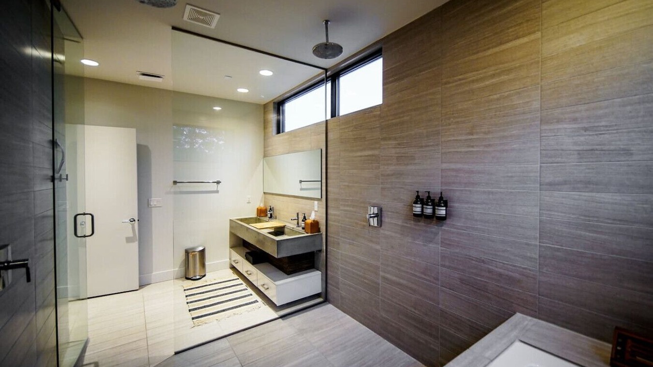 Photo of Bathroom in Dahlman