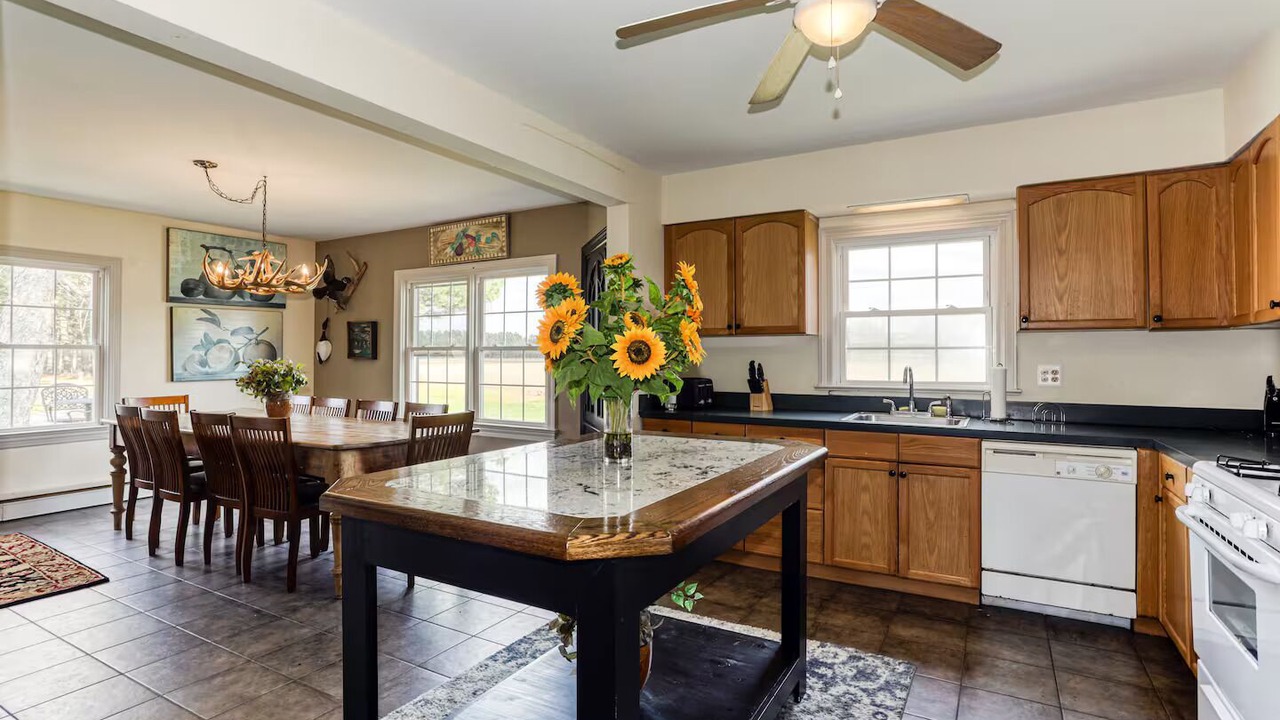 Photo of Kitchen in Unionville