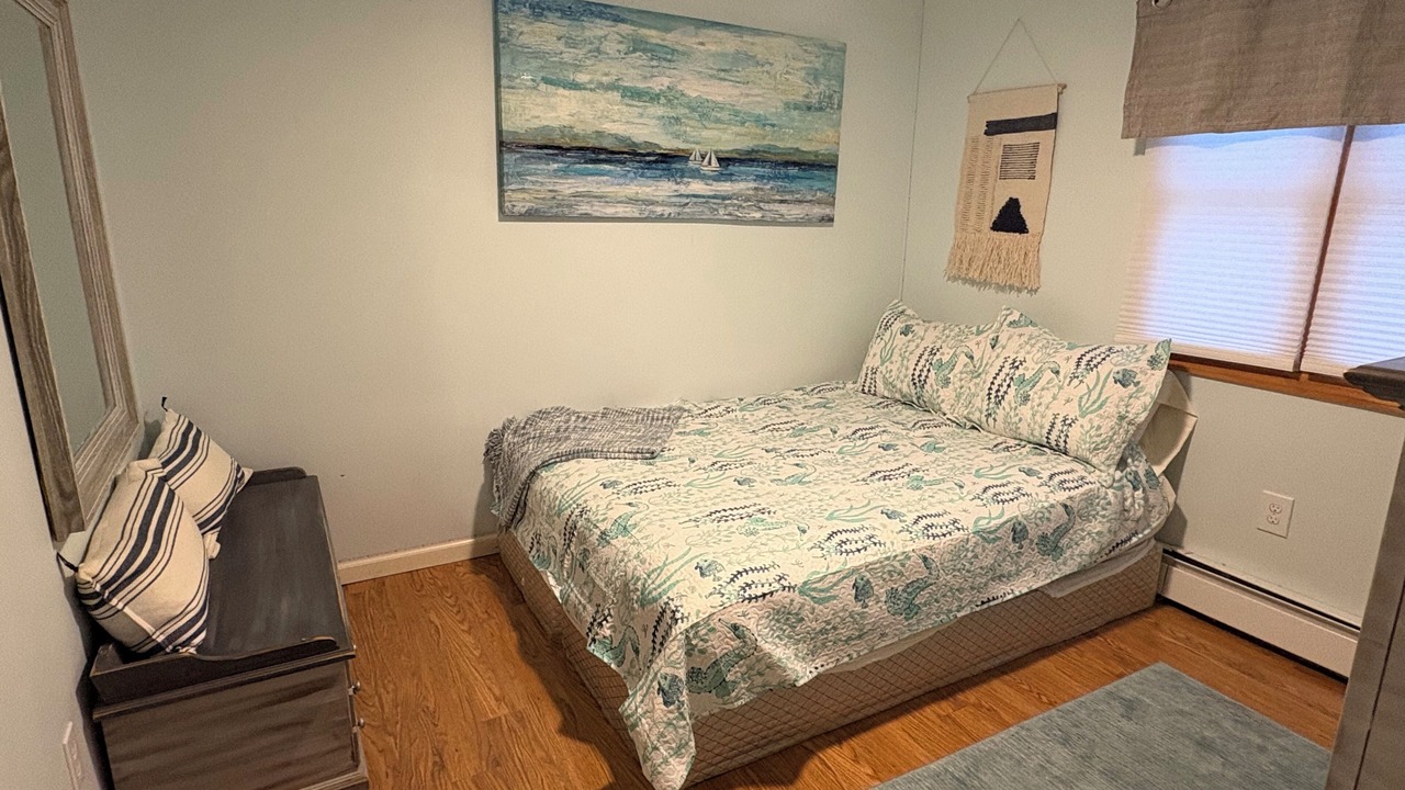 Photo of Bedroom in Beach Haven West