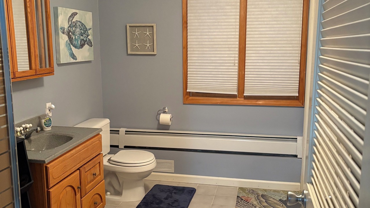 Photo of Bathroom in Beach Haven West