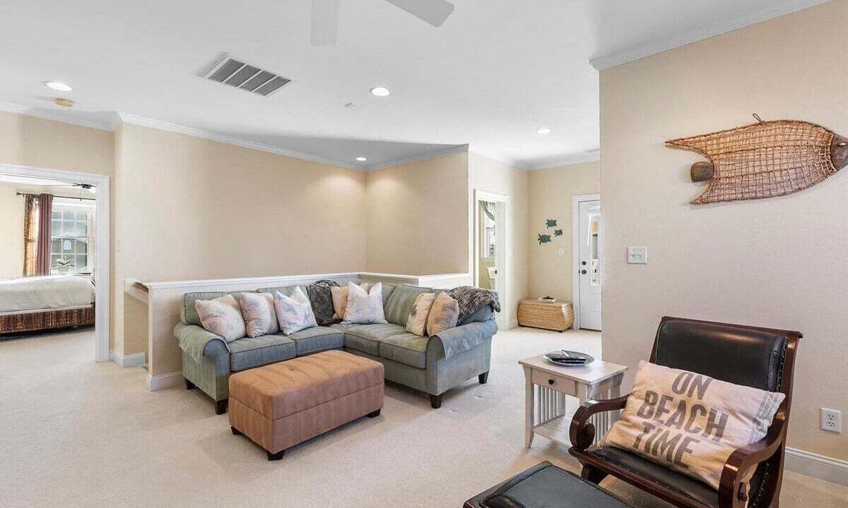 Photo of Livingroom in The Commons