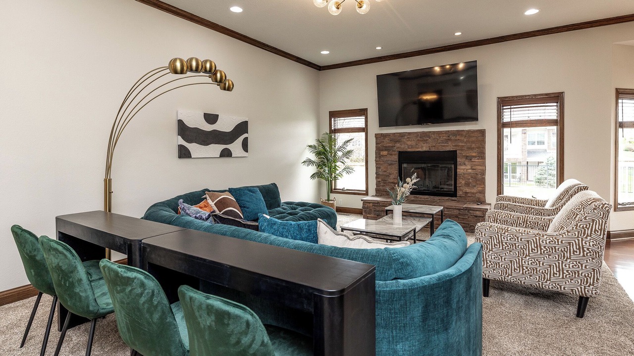 Photo of Livingroom in West Des Moines