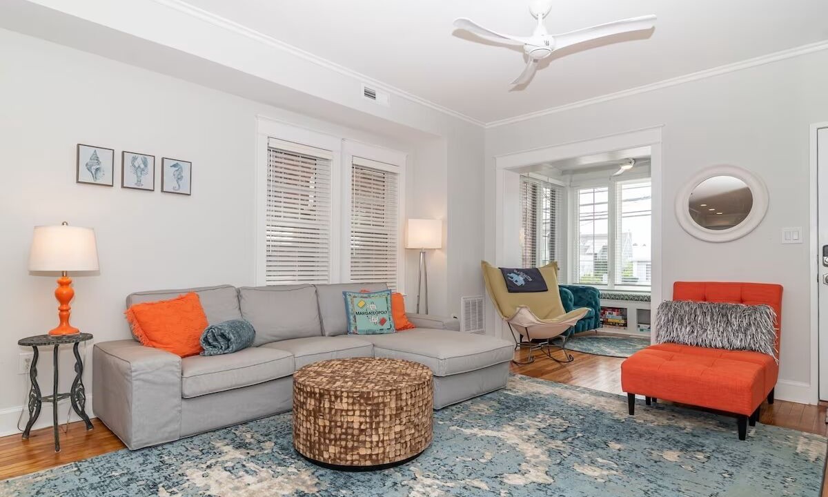 Photo of Livingroom in Margate City