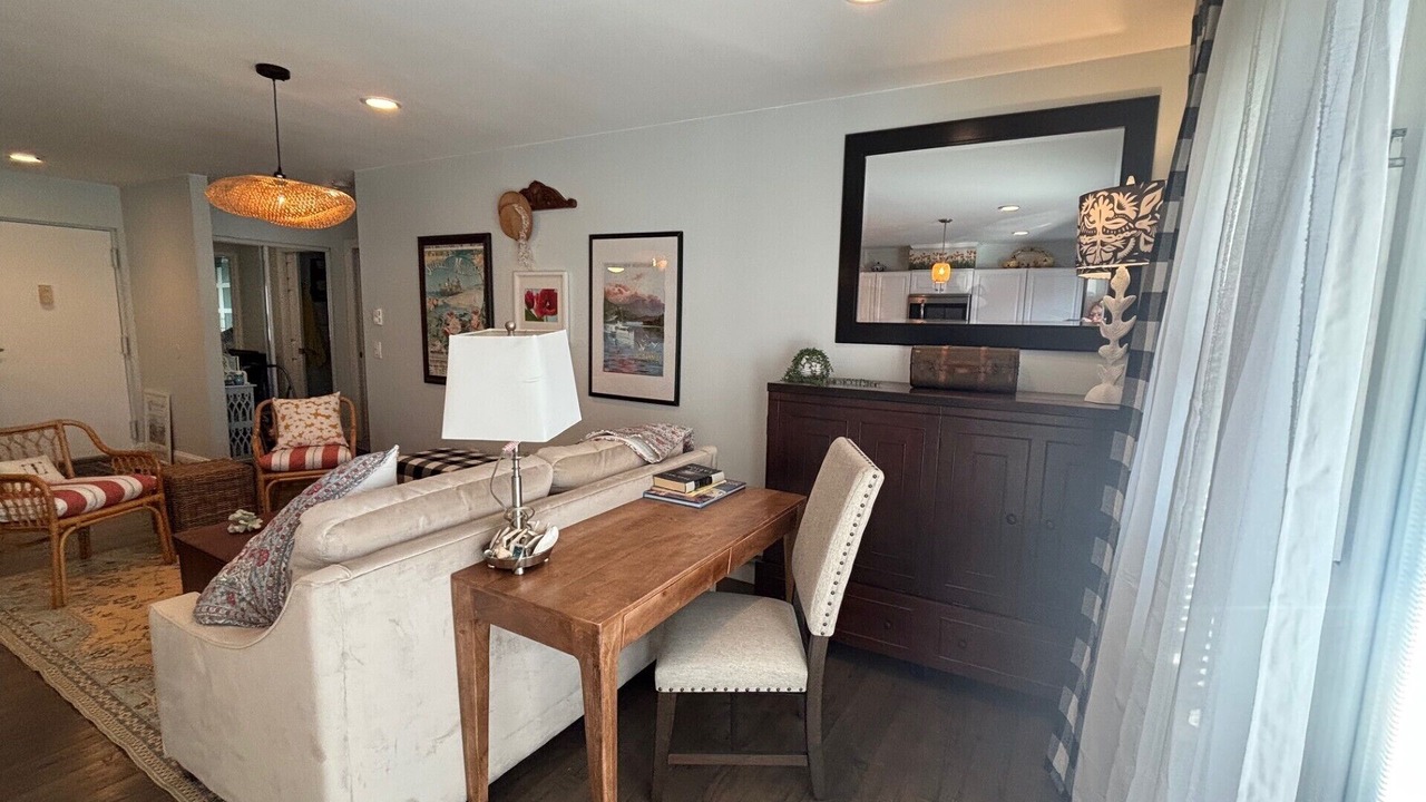 Photo of Livingroom in Belmar