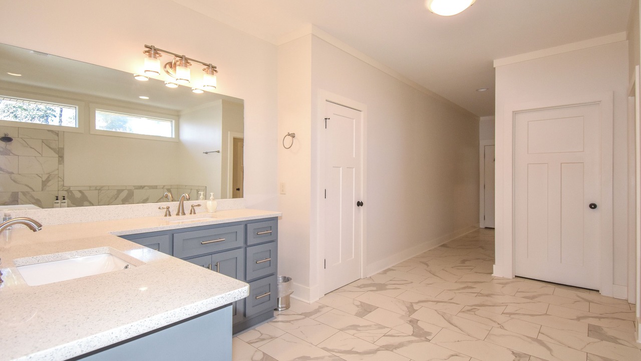 Photo of Bathroom in Jacksons' Gap