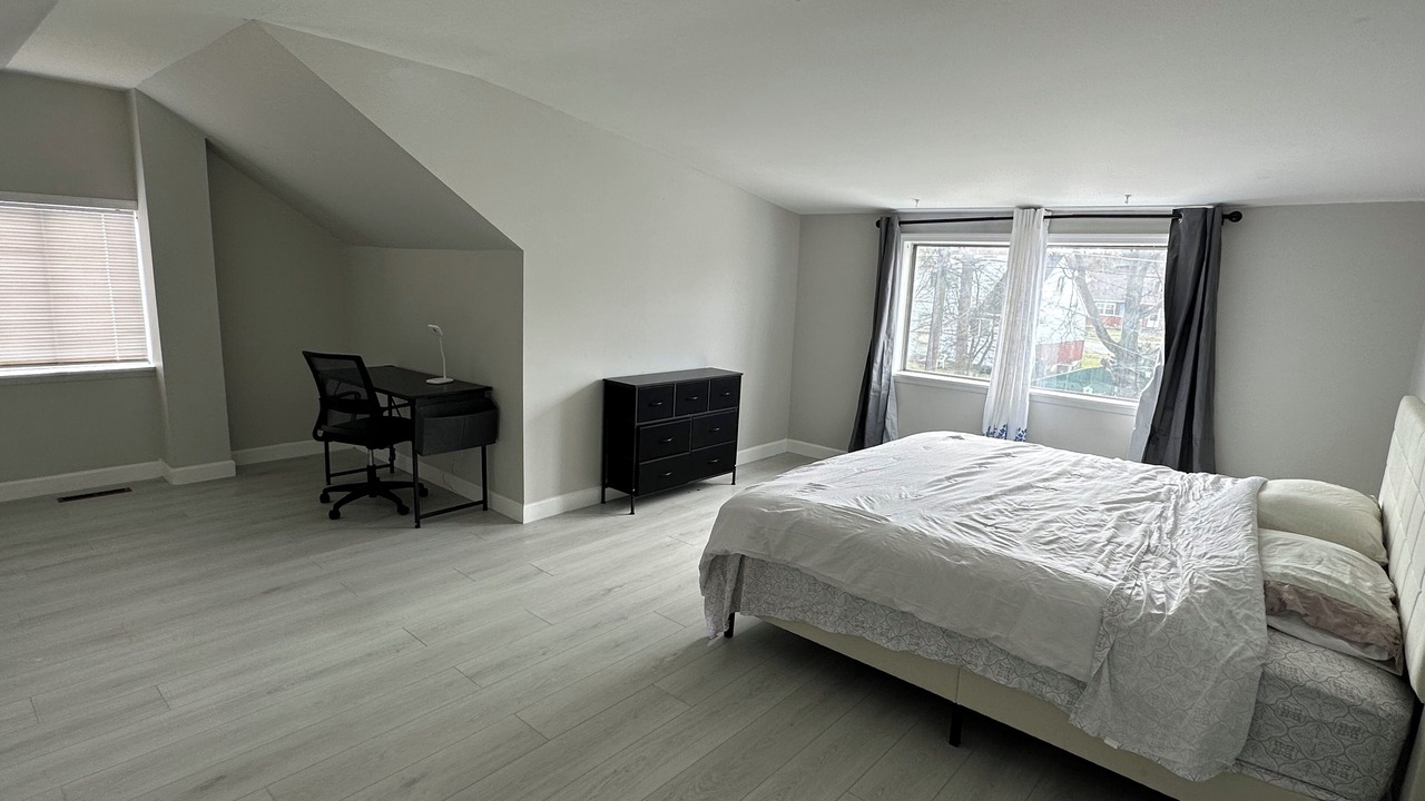 Photo of Bedroom in Rolling Road Farms
