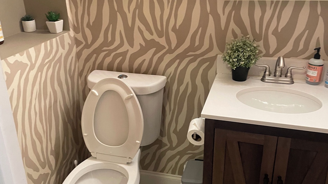 Photo of Bathroom in Downtown Baltimore