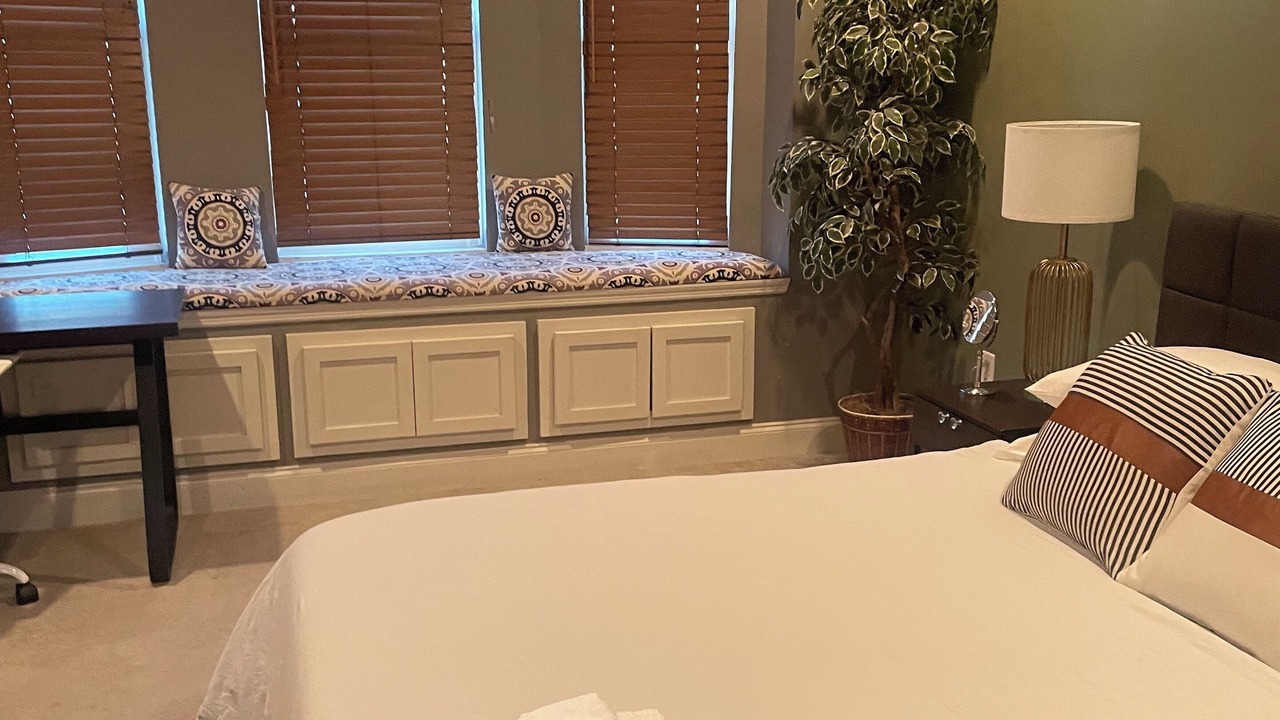 Photo of Bedroom in Downtown Baltimore
