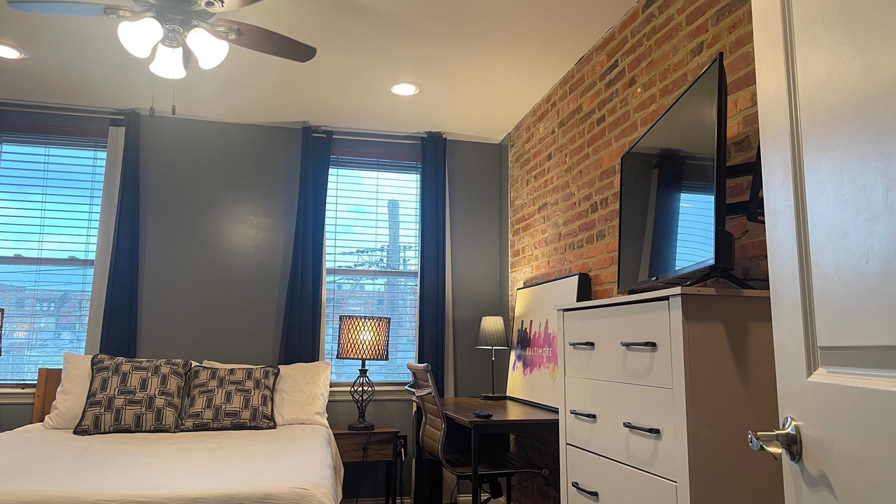 Photo of Bedroom in Downtown Baltimore