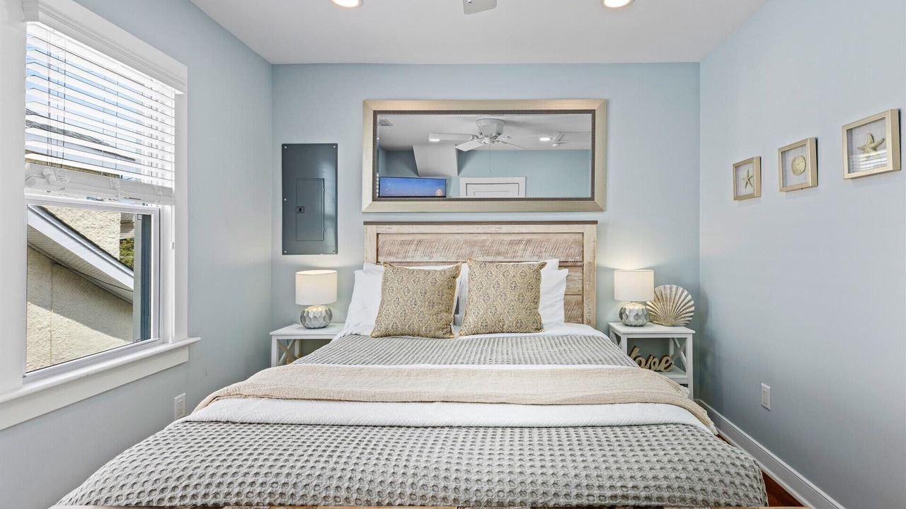 Photo of Bedroom in Gardens