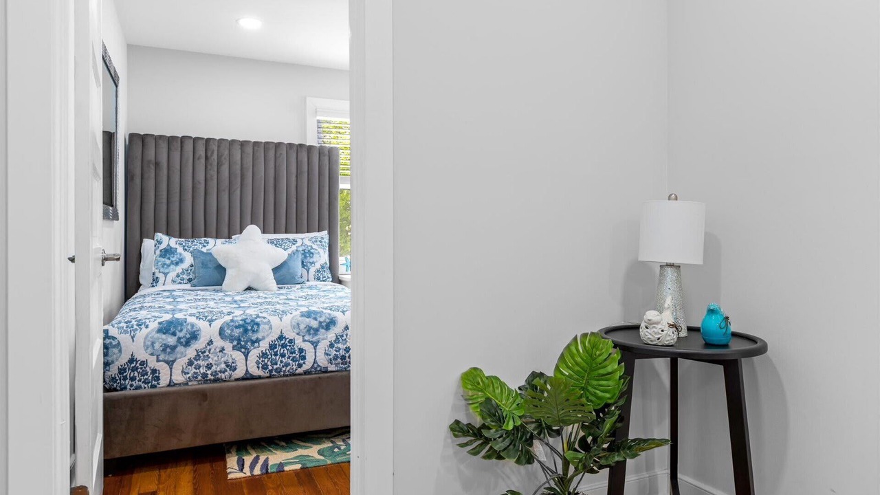 Photo of Bedroom in Gardens