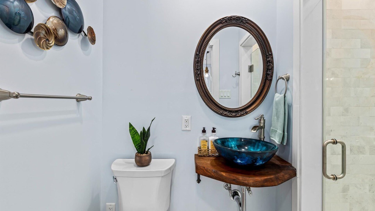 Photo of Bathroom in Gardens