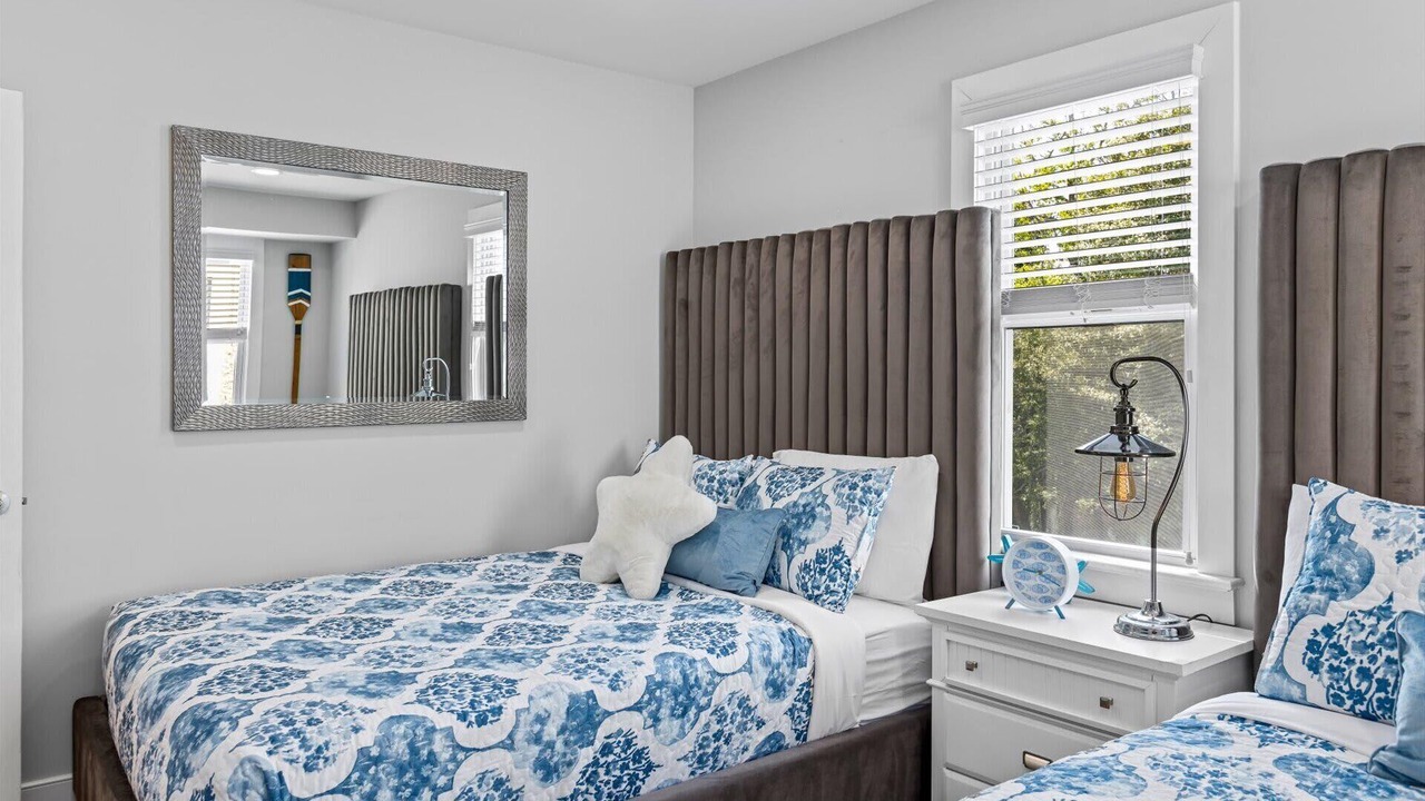 Photo of Bedroom in Gardens