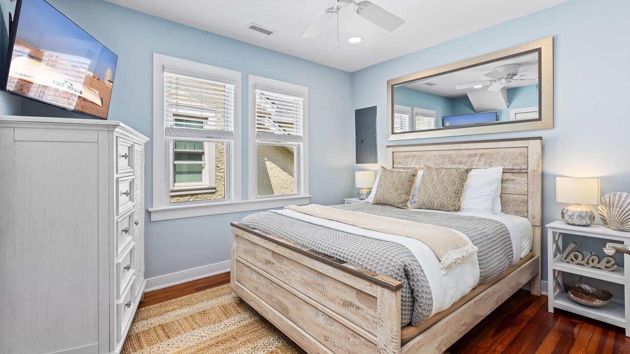 Photo of Bedroom in Gardens
