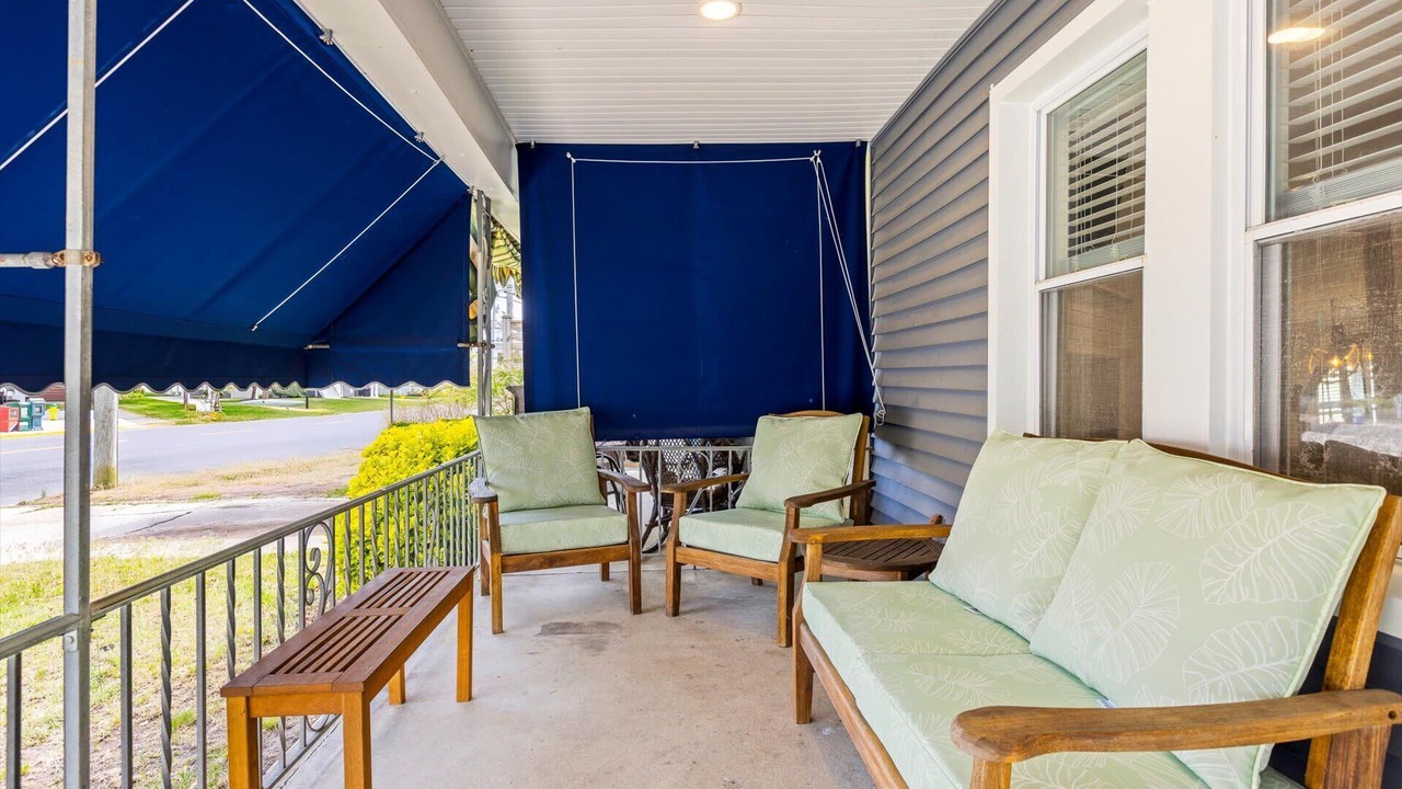 Photo of Patio Balcony in Gardens