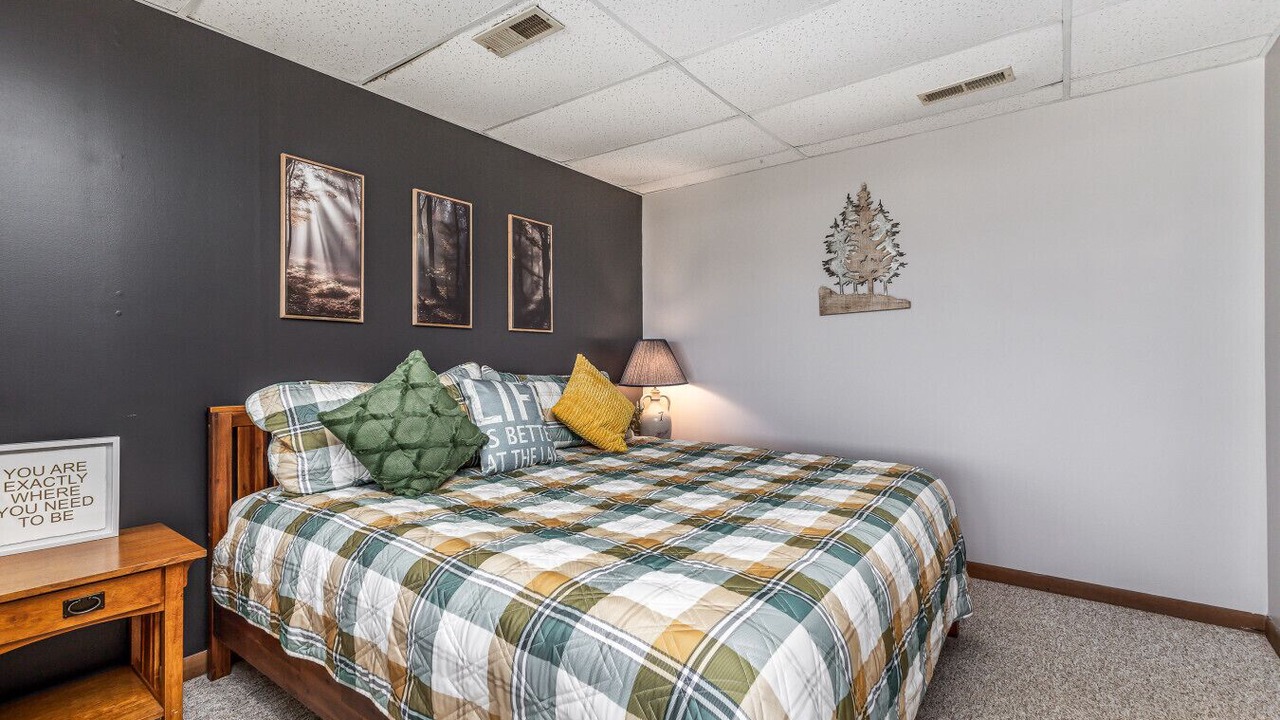 Photo of Bedroom in Apple River