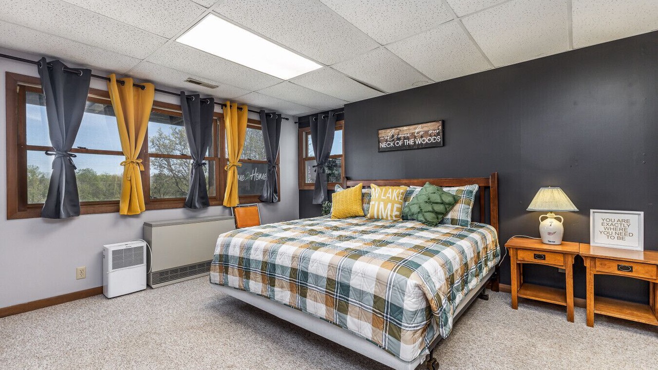 Photo of Bedroom in Apple River