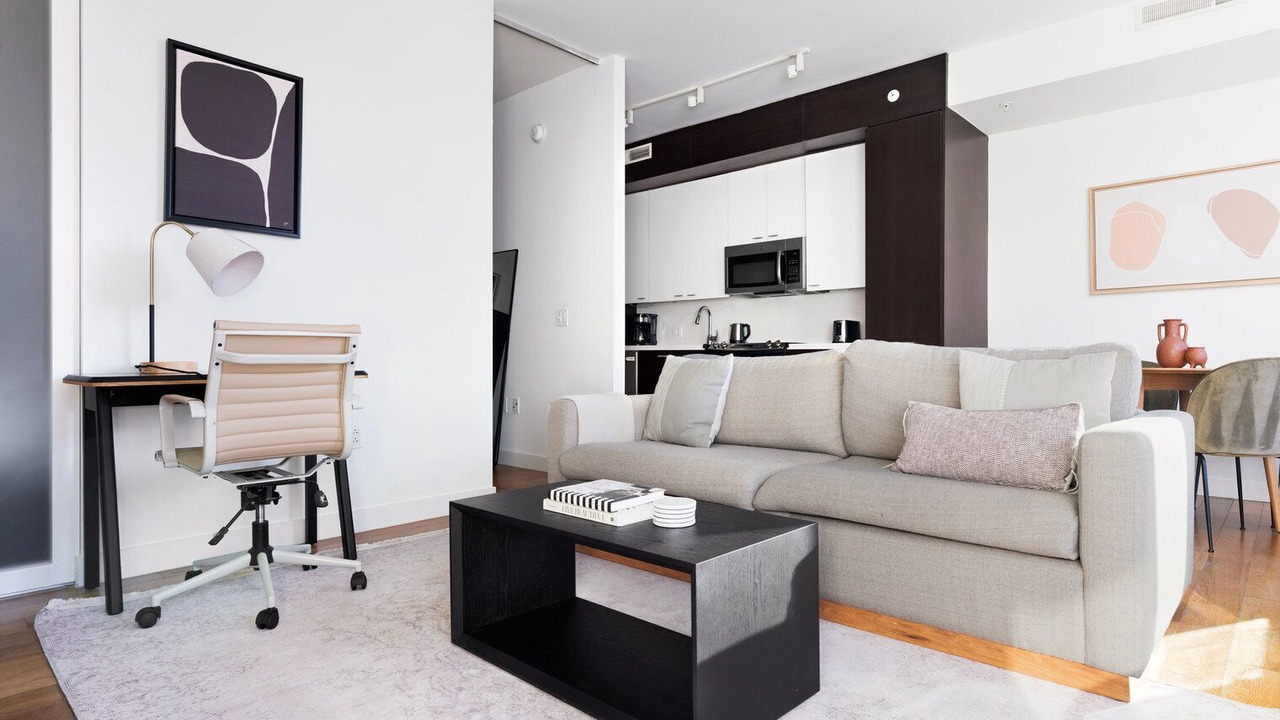 Photo of Livingroom in Navy Yard