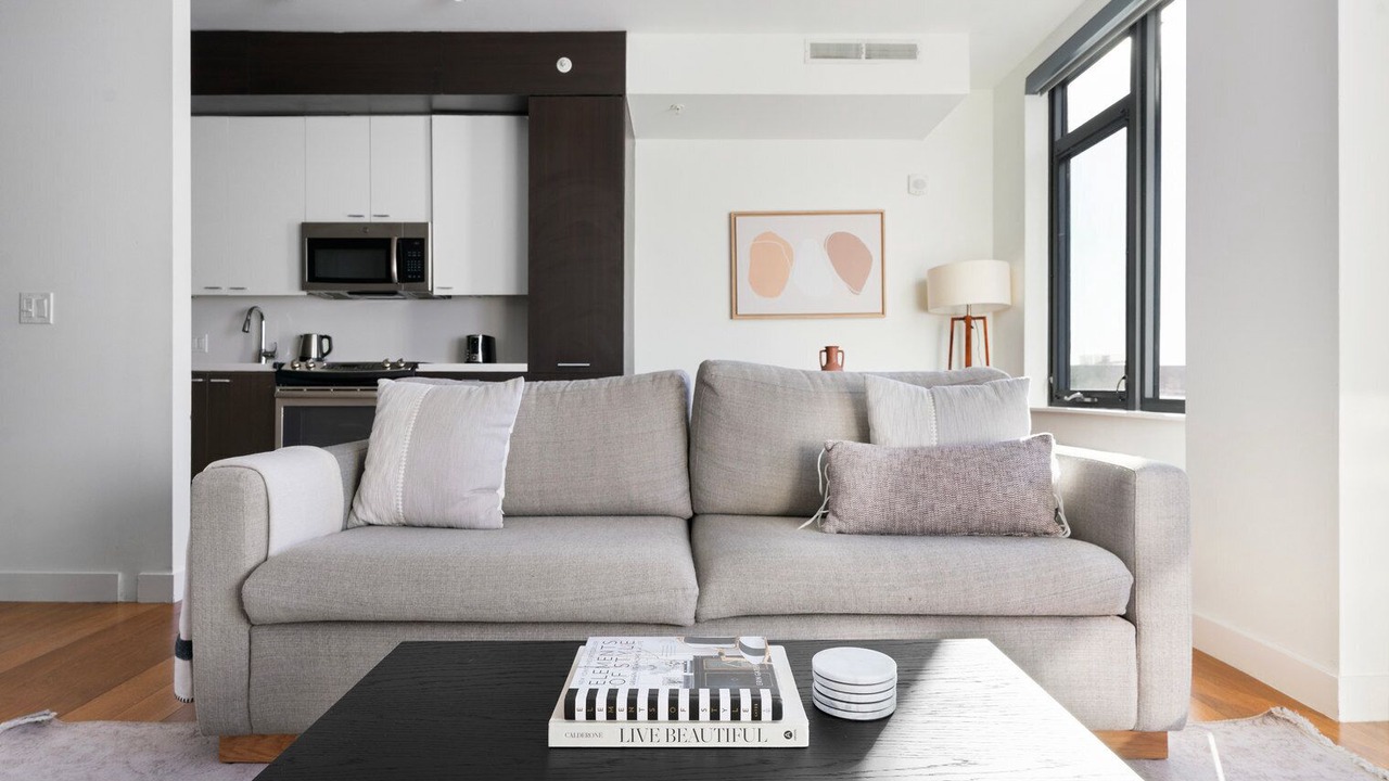 Photo of Livingroom in Navy Yard