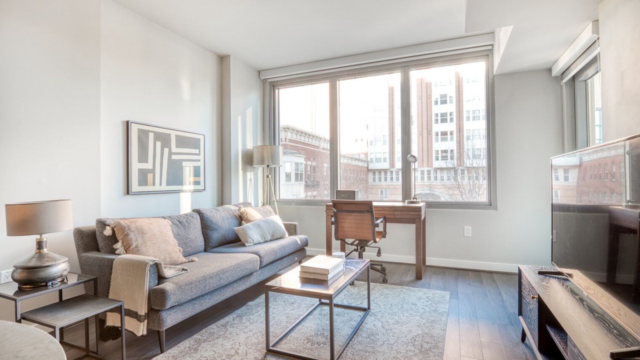 Photo of Livingroom in Clarendon