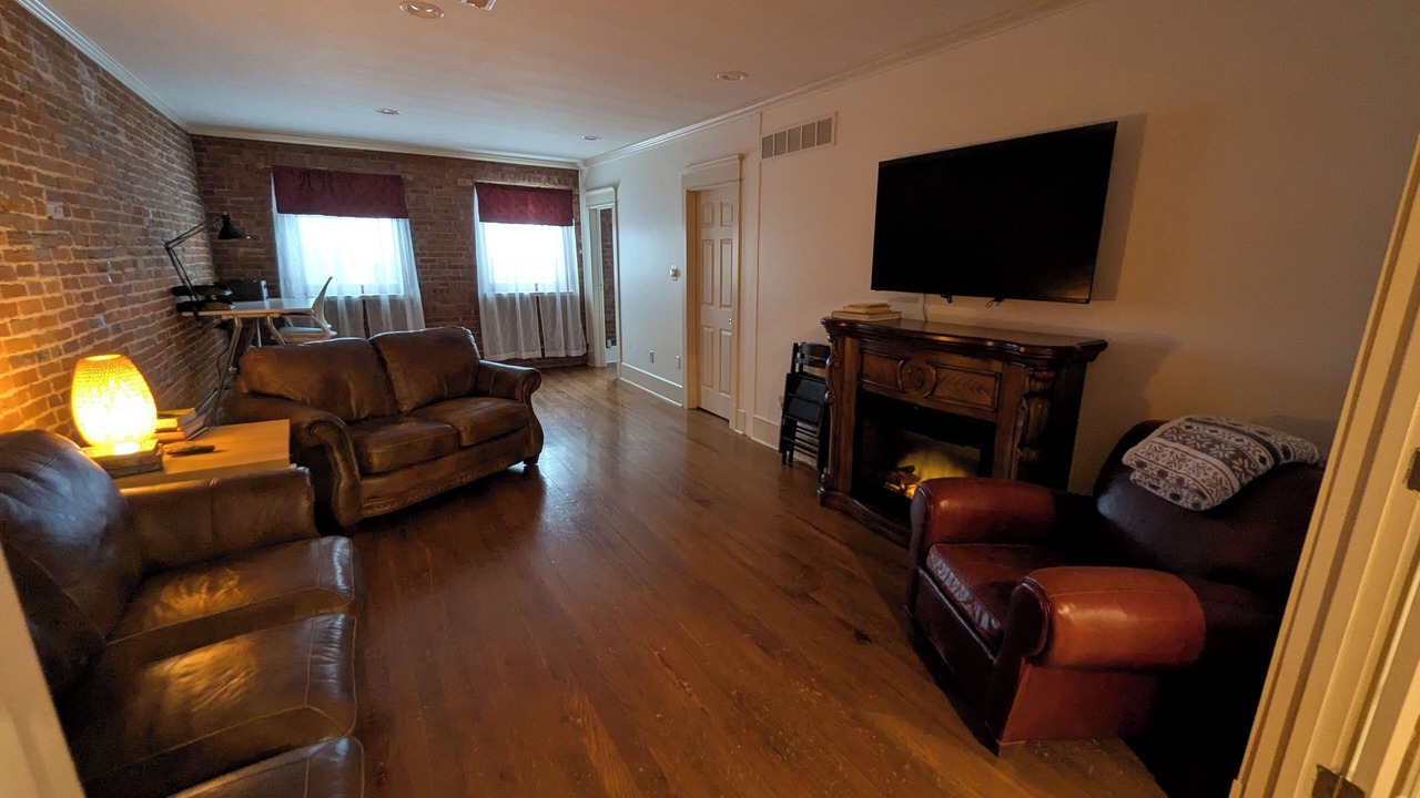 Photo of Livingroom in Lexington