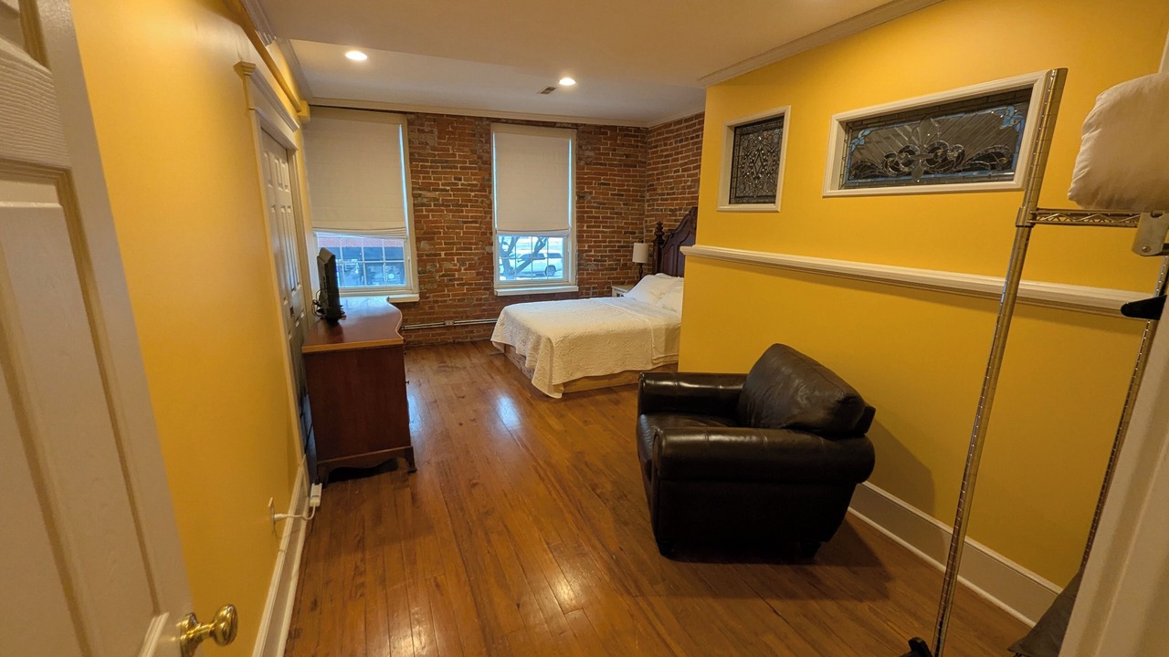 Photo of Bedroom in Lexington