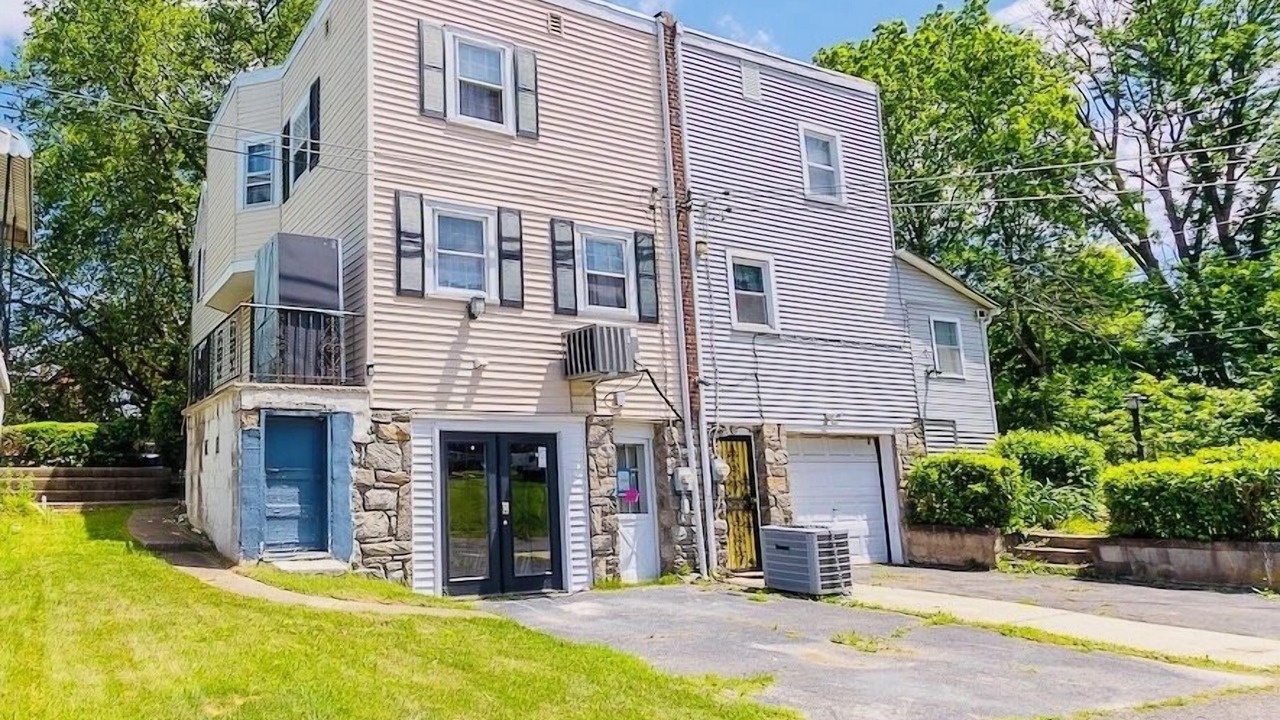 Photo of Outdoor in Sharon Hill