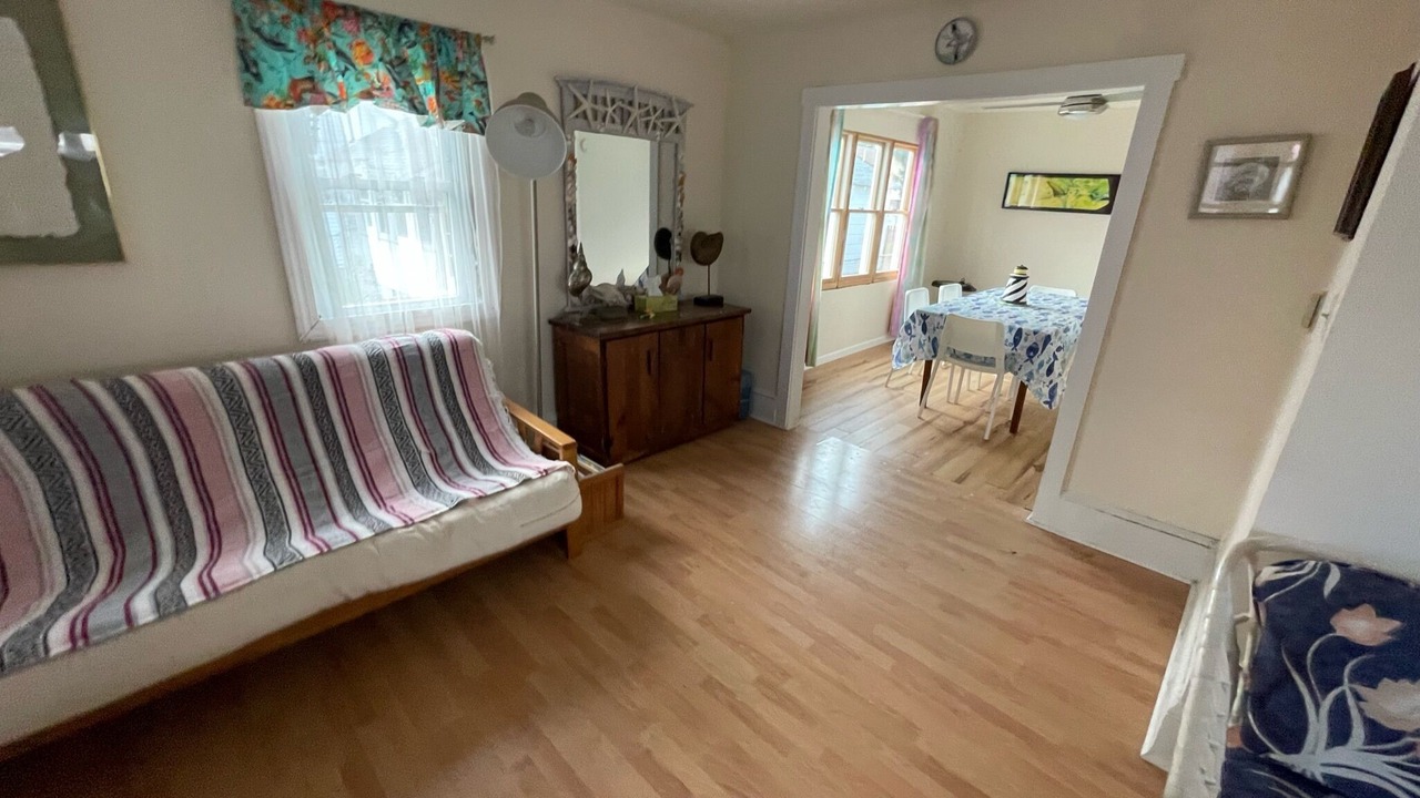 Photo of Livingroom in Ship Bottom