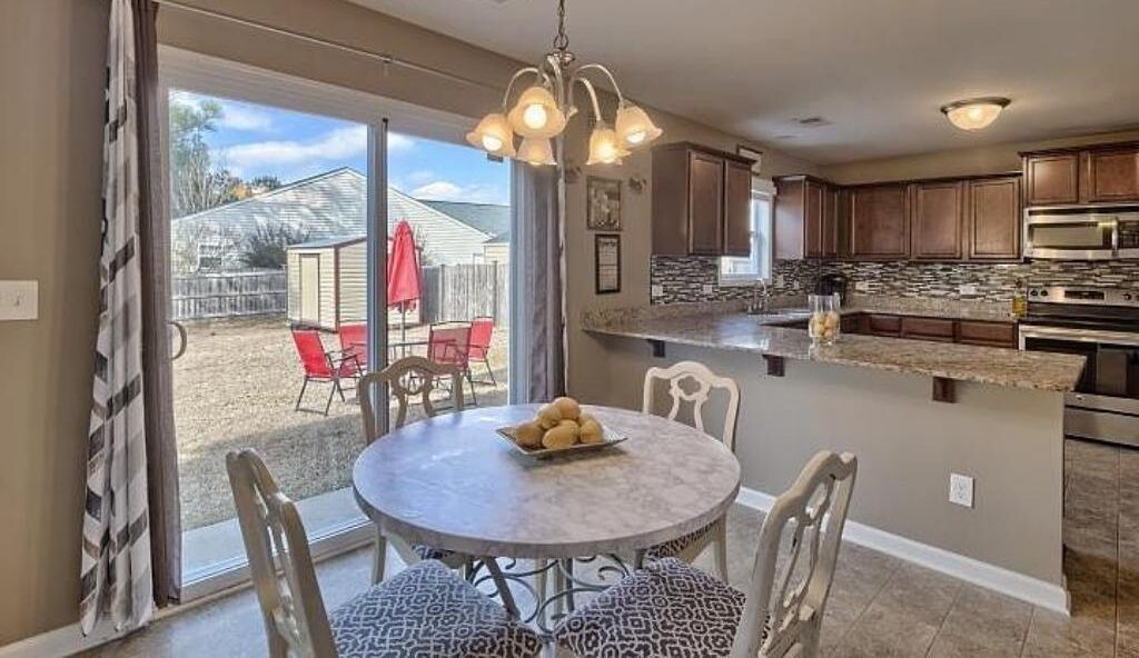 Photo of Kitchen in Huntcliff