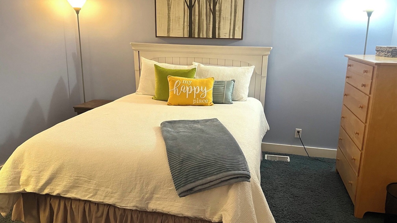 Photo of Bedroom in Missouri Valley