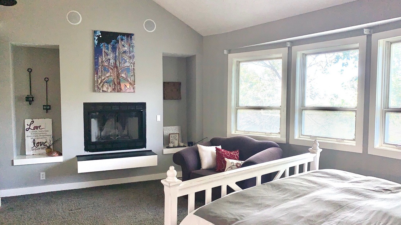 Photo of Bedroom in Missouri Valley