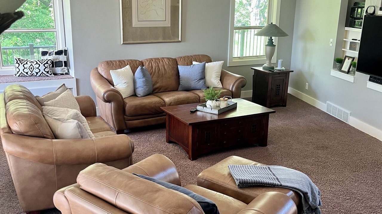 Photo of Livingroom in Missouri Valley