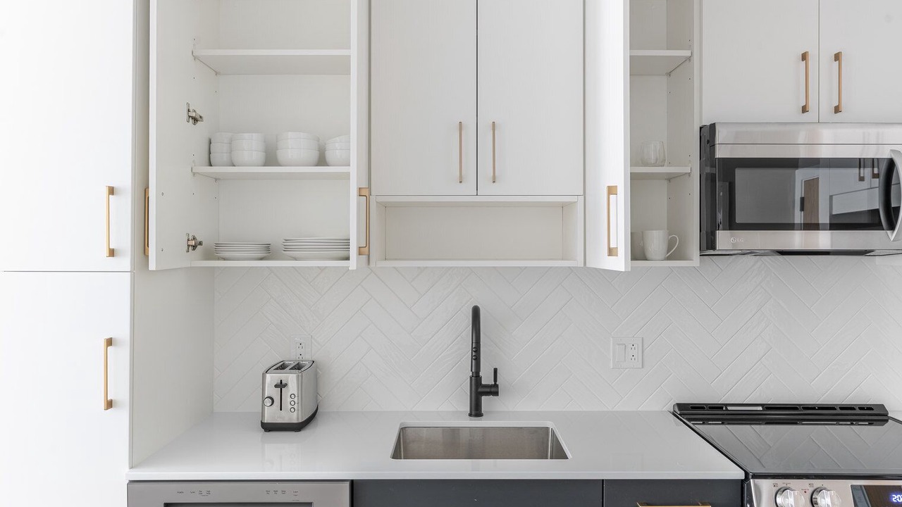 Photo of Kitchen in Woodmont Triangle