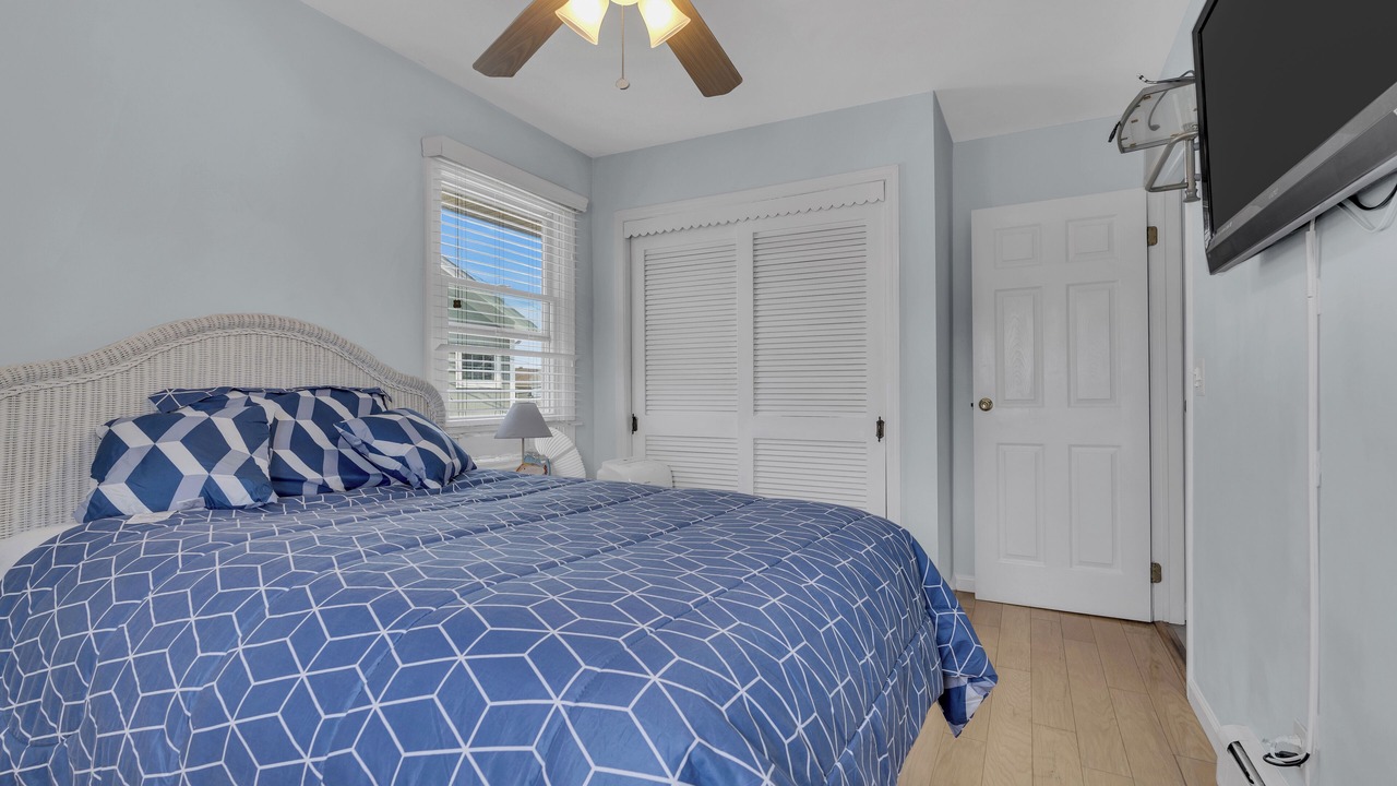 Photo of Bedroom in Ortley Beach