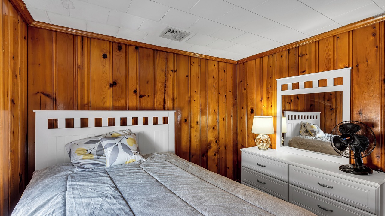 Photo of Bedroom in Dover Beaches North