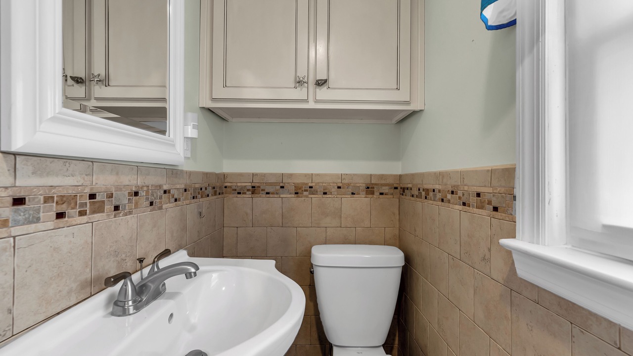 Photo of Bathroom in Dover Beaches North