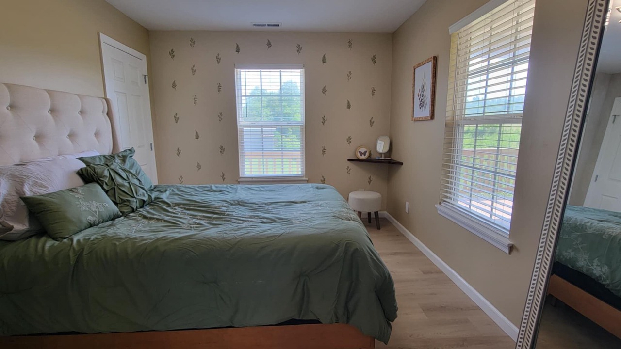 Photo of Bedroom in Higdon