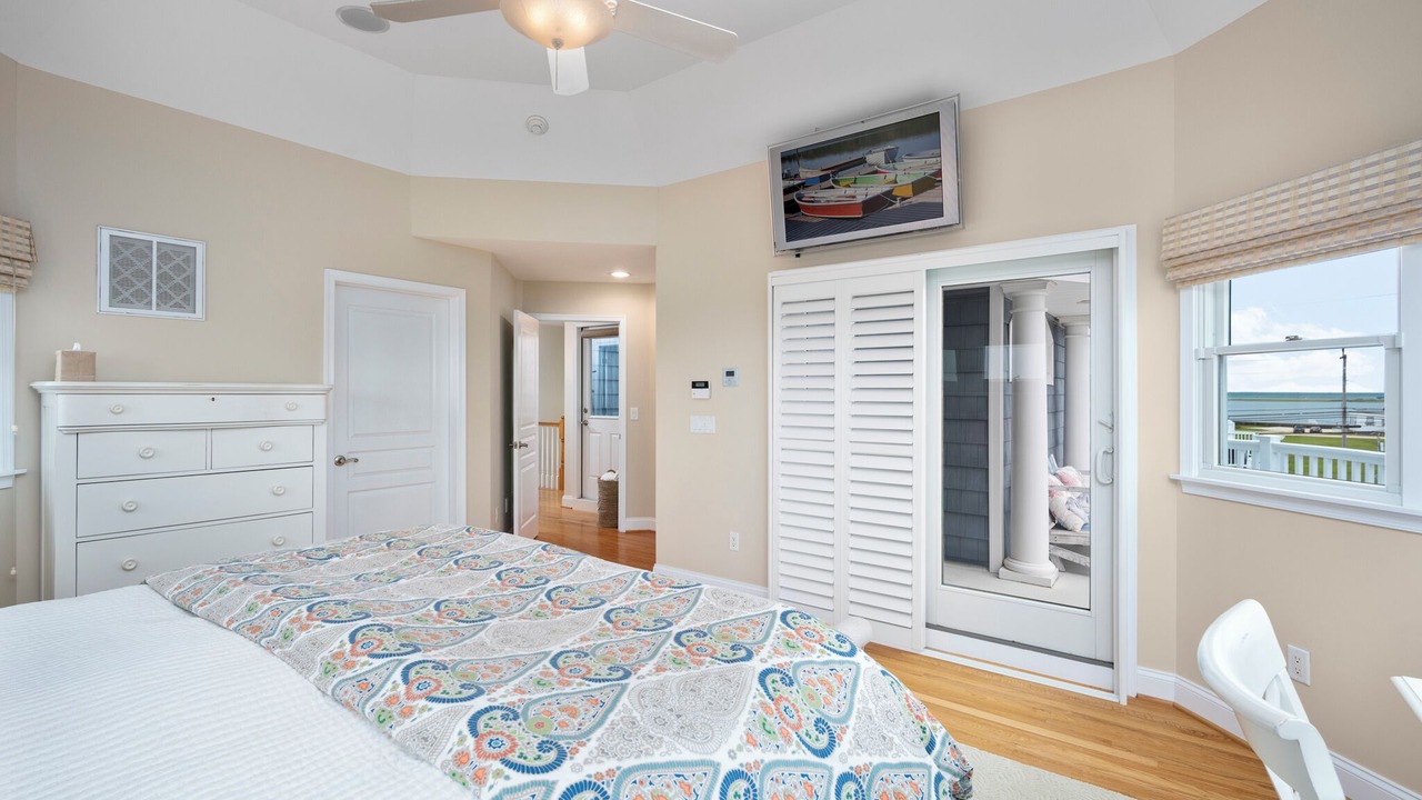 Photo of Bedroom in Harvey Cedars