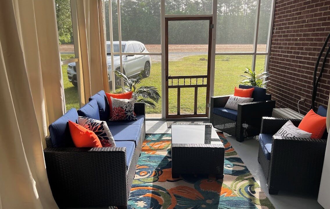 Photo of Livingroom in New Zion