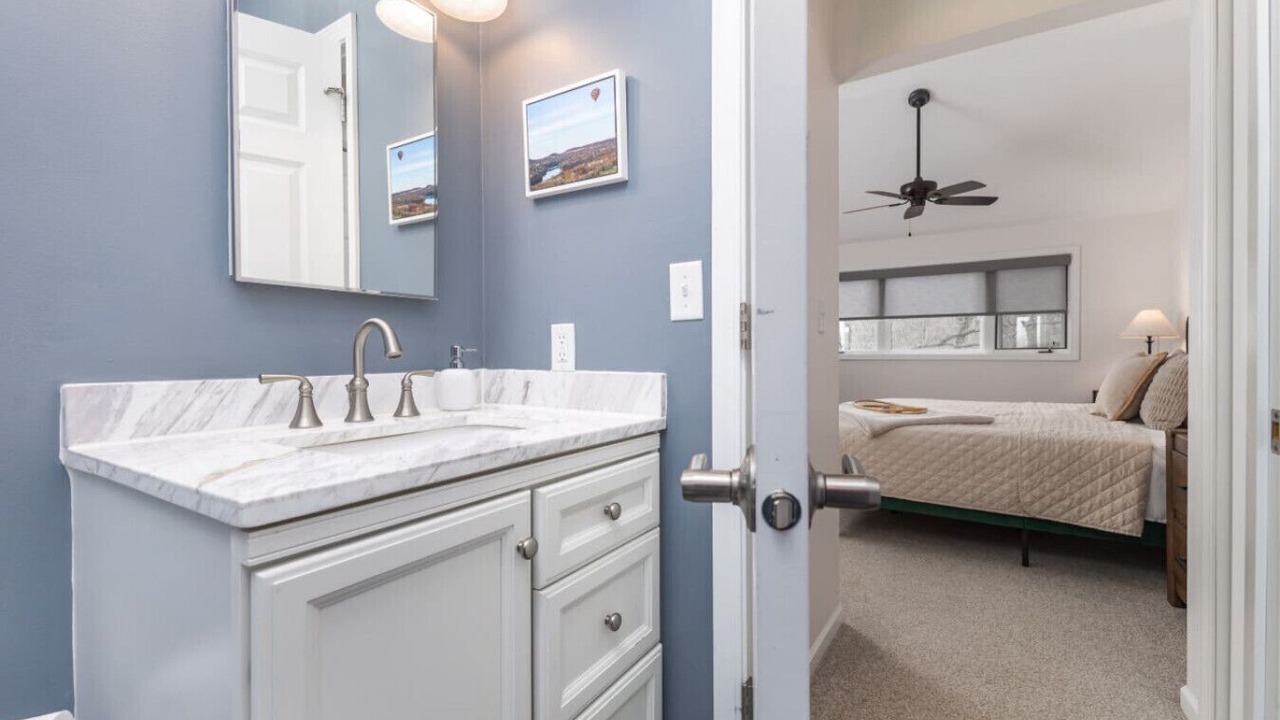 Photo of Bathroom in The Galena Territory