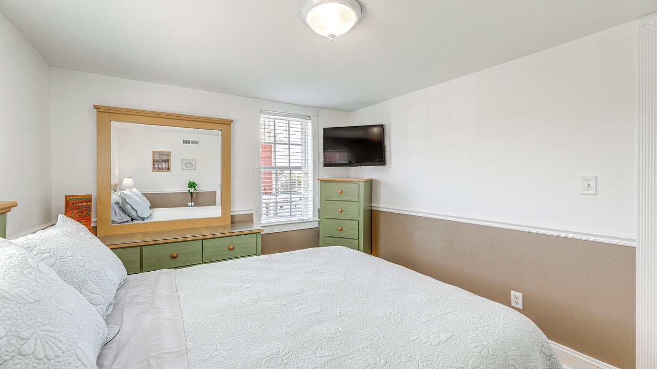 Photo of Bedroom in Dewey Beach