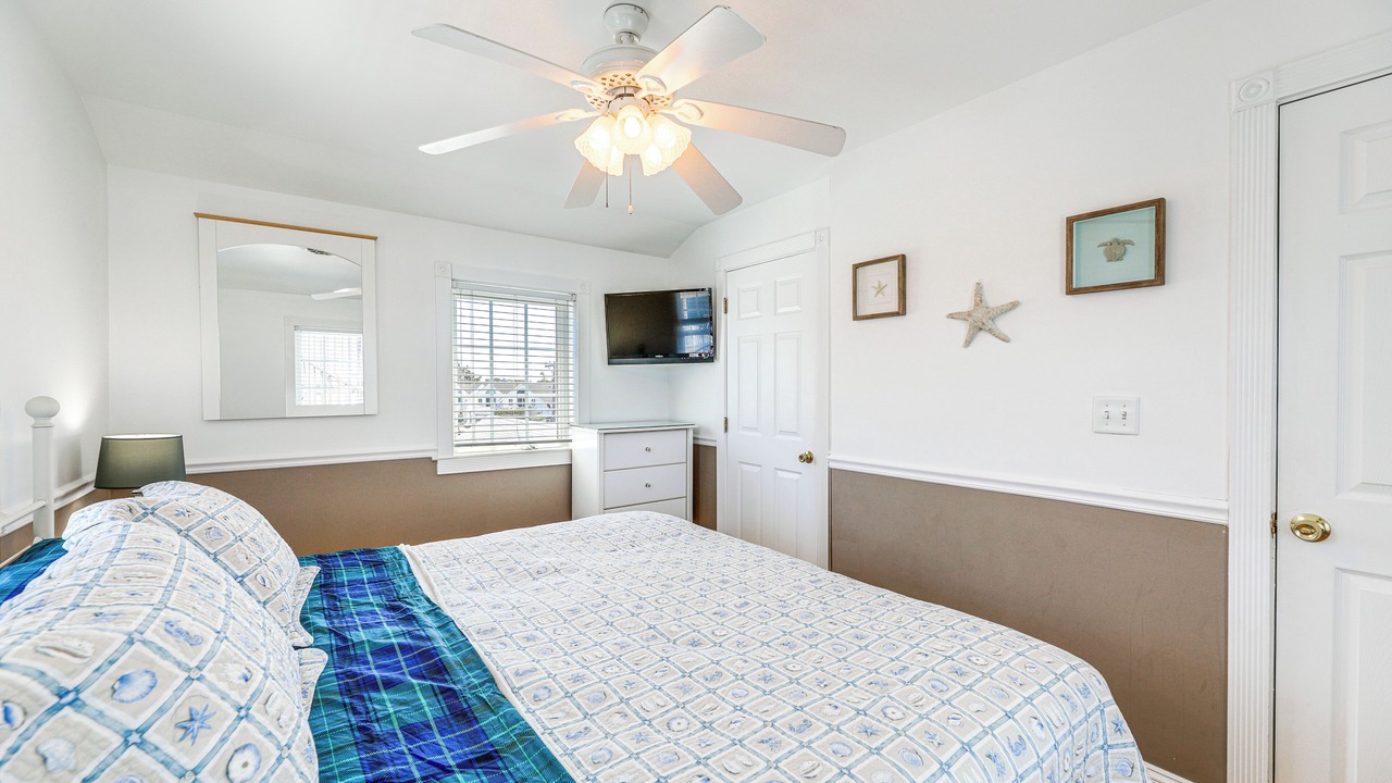 Photo of Bedroom in Dewey Beach