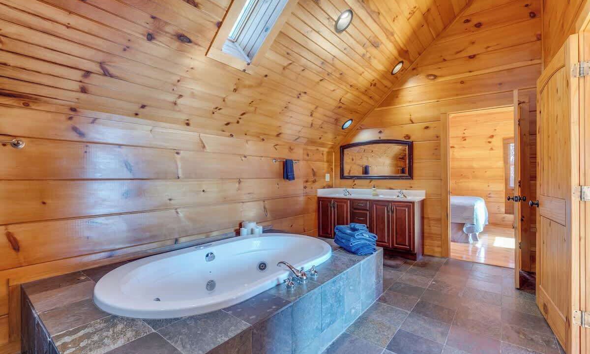 Photo of Bathroom in Butler